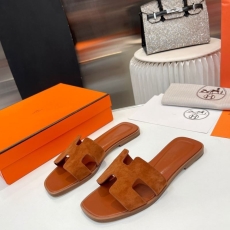 Hermes Slippers